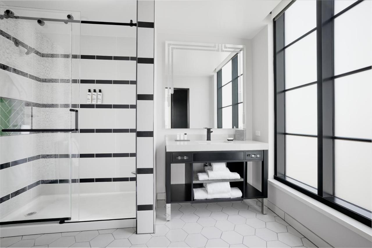 فندق The Godfrey Detroit, Curio Collection By Hilton المظهر الخارجي الصورة